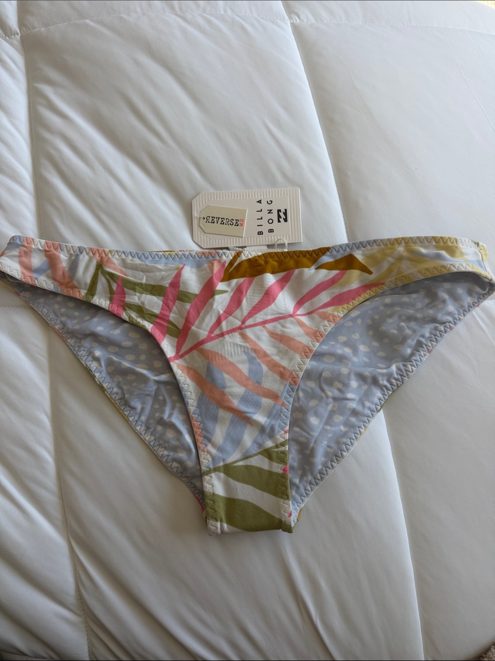 NWT Billabong Bikini Bottom